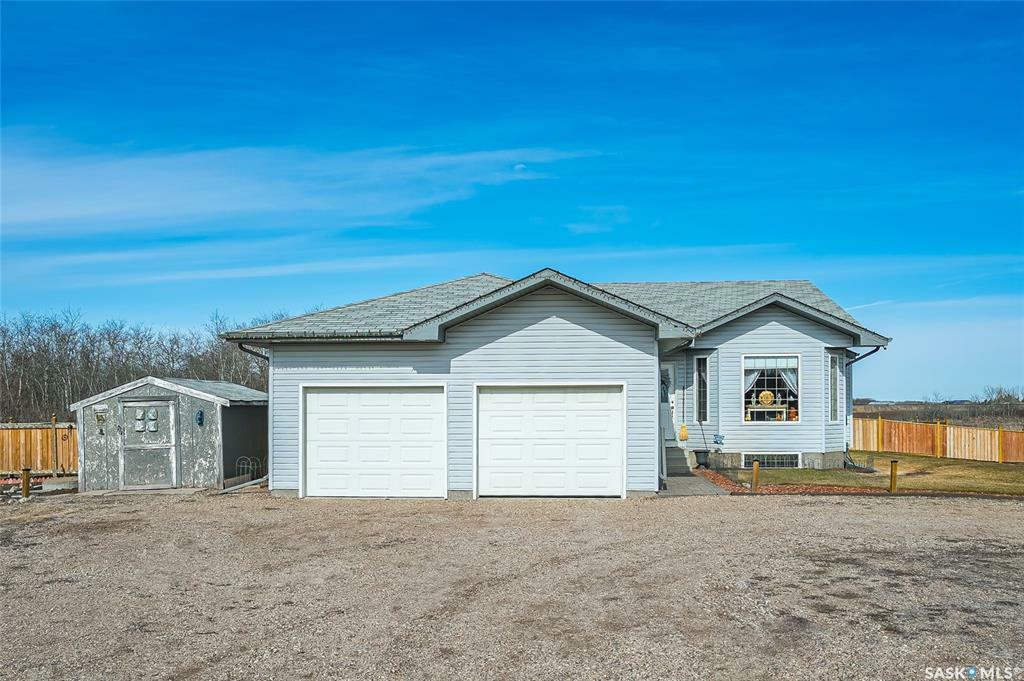 Property Photo: Rural Address SK S0K 1V0