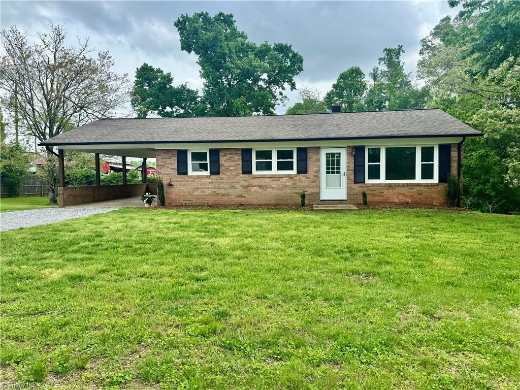 Property Photo: 542 Mulberry Mill Road NC 28659