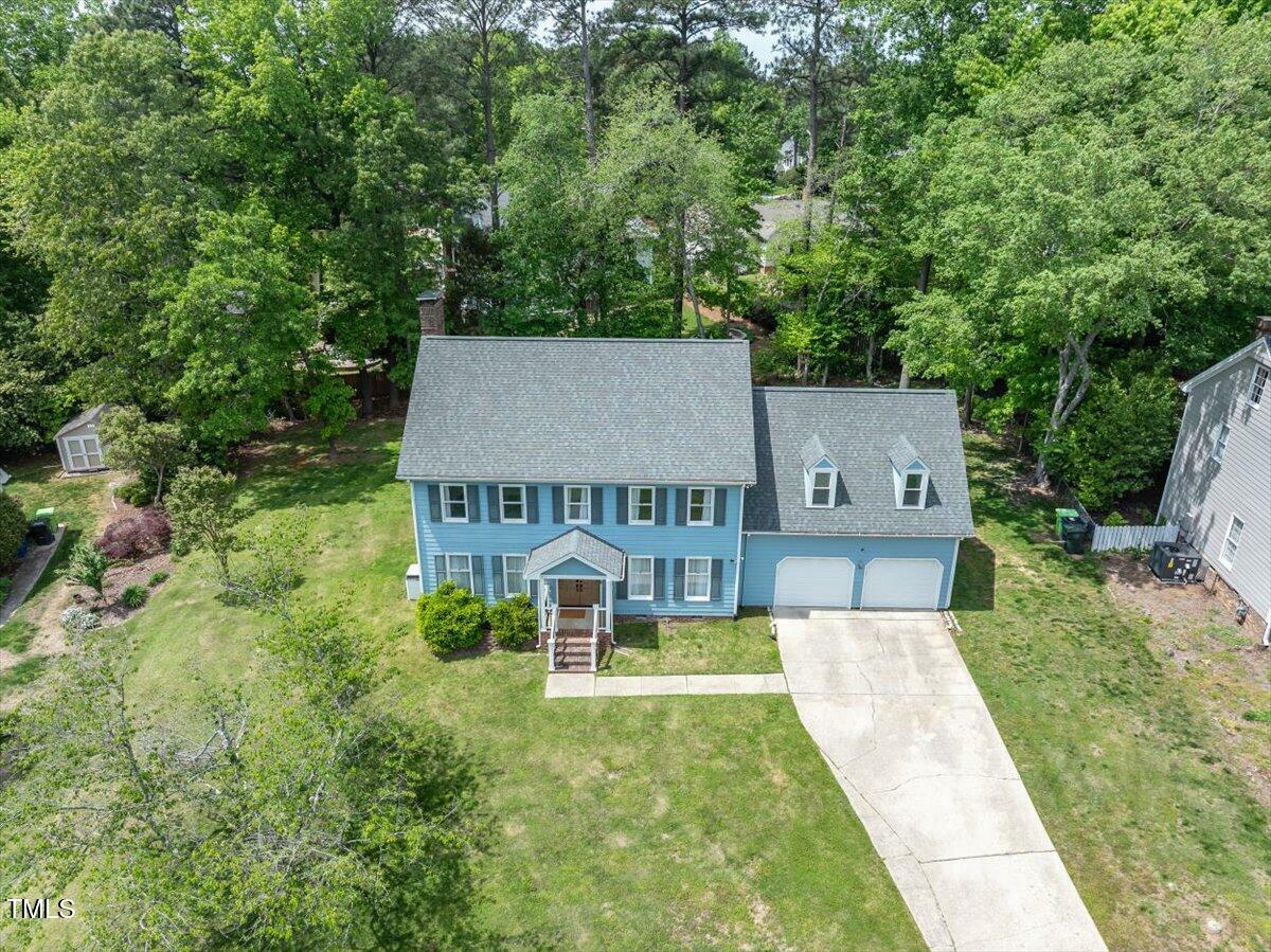 Property Photo: 7209 Halstead Lane NC 27613