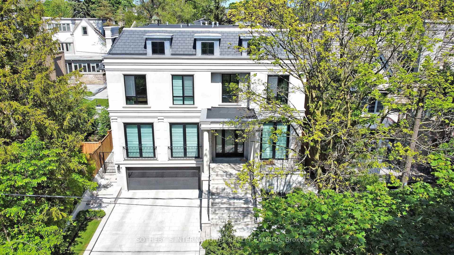 Property Photo:  101 Dunloe Road  ON M5P 2T7 