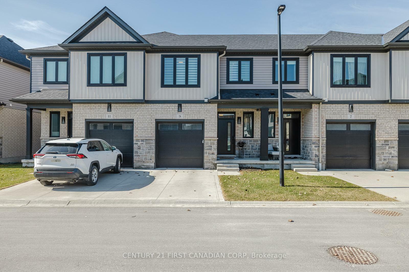 Property Photo: 601 Lions Park Drive 9 ON N0L 1W0