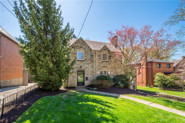 Property Photo:  159 Inglewood Drive  PA 15228