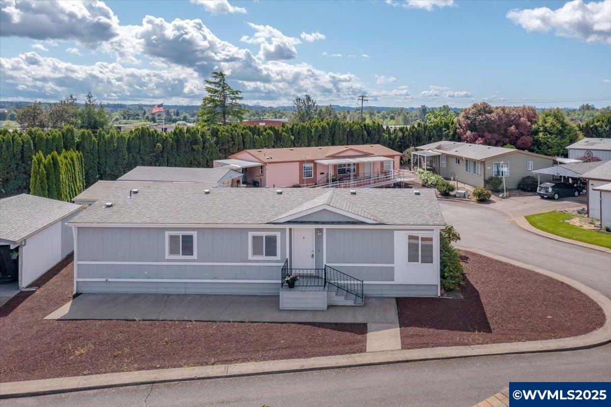 Property Photo: 2410 Lancaster (962) Dr SE 962 OR 97317