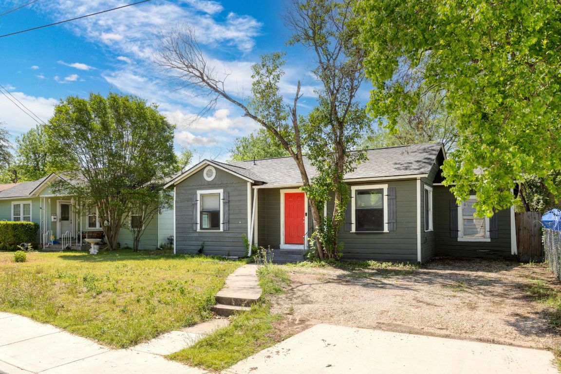 Property Photo: 406 Halliday Avenue TX 78210