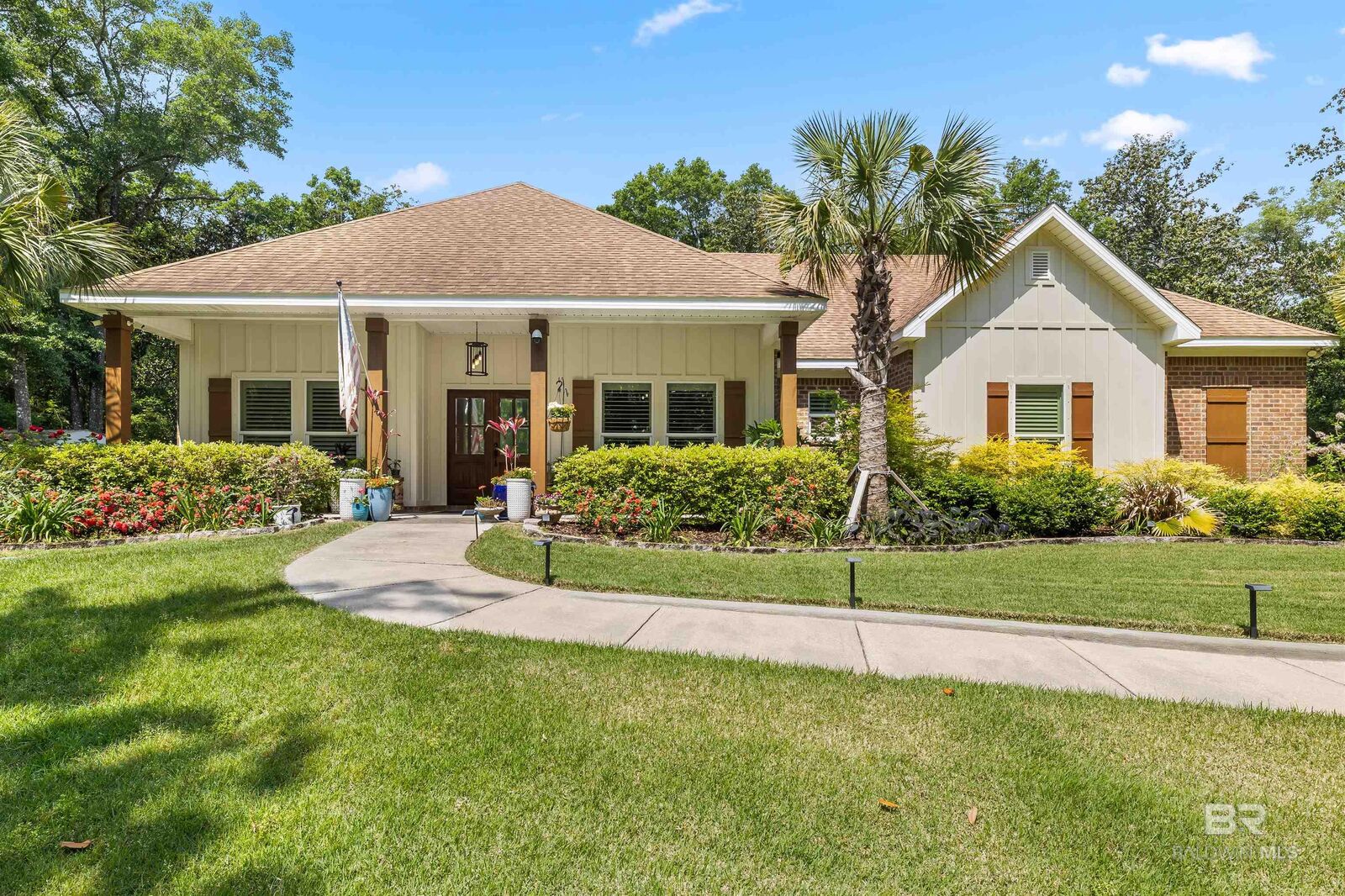 Property Photo:  7252 Bay Road  AL 36605 
