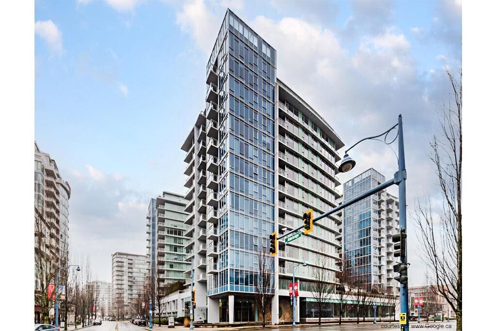 Photo de la propriété: 5900 Alderbridge Way 1206 BC V6X 0B6