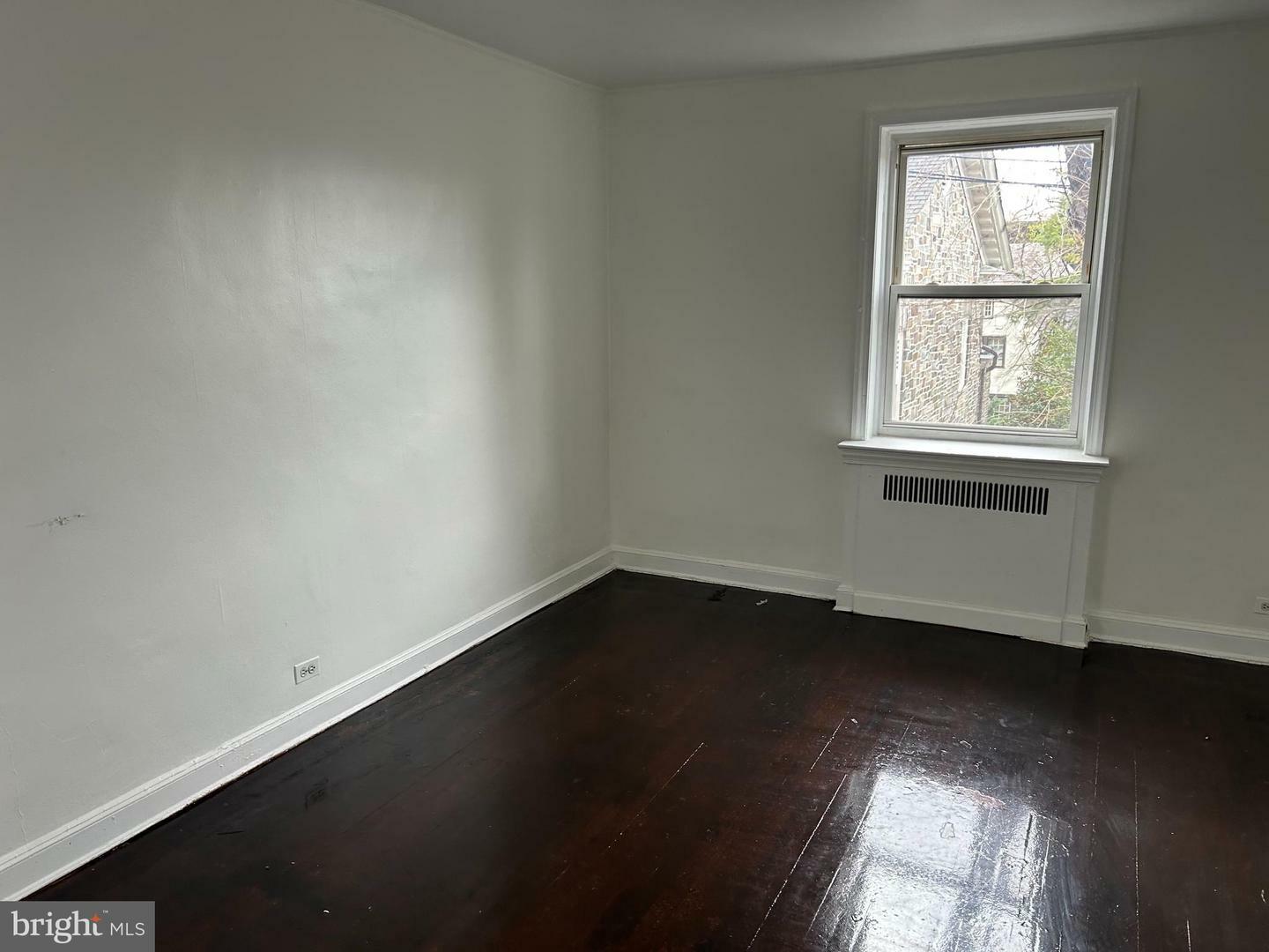 Property Photo: 455 W State Street L3b NJ 08618