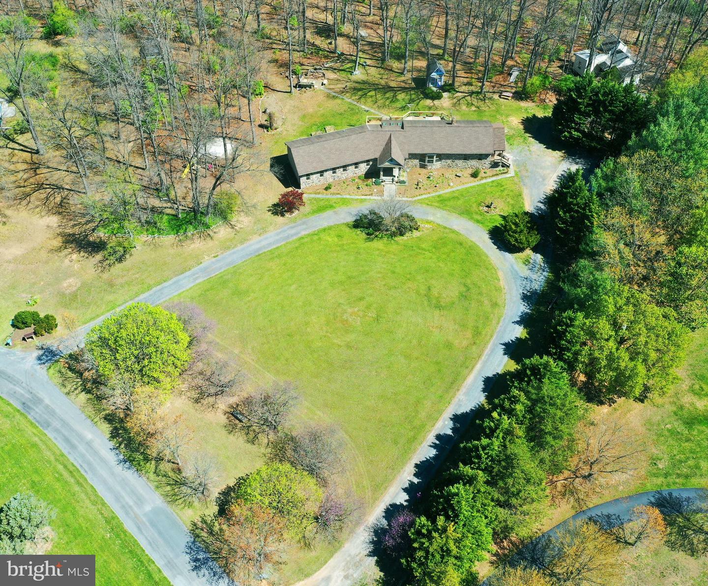 Property Photo: 438 Devils Backbone Overlook VA 22656
