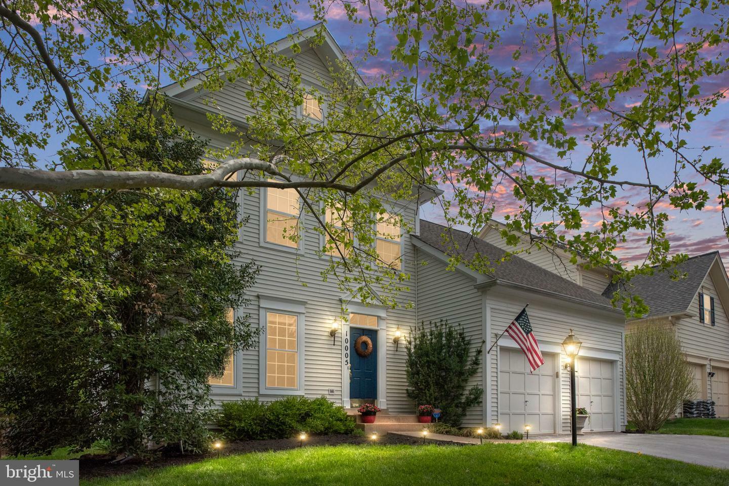 Property Photo: 10005 Cairn Mountain Way VA 20136