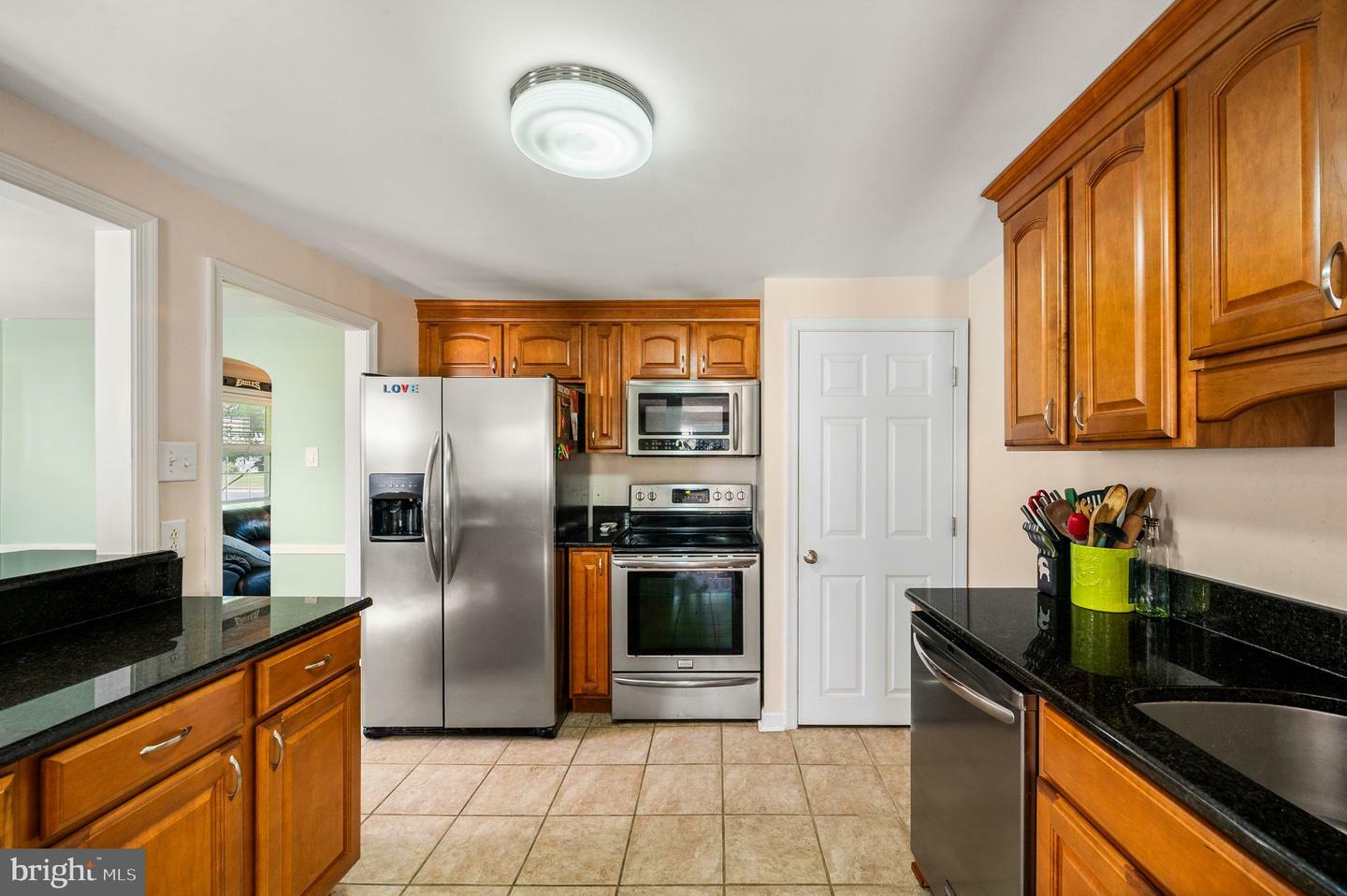 Property Photo: 416 Preston Lane PA 19040