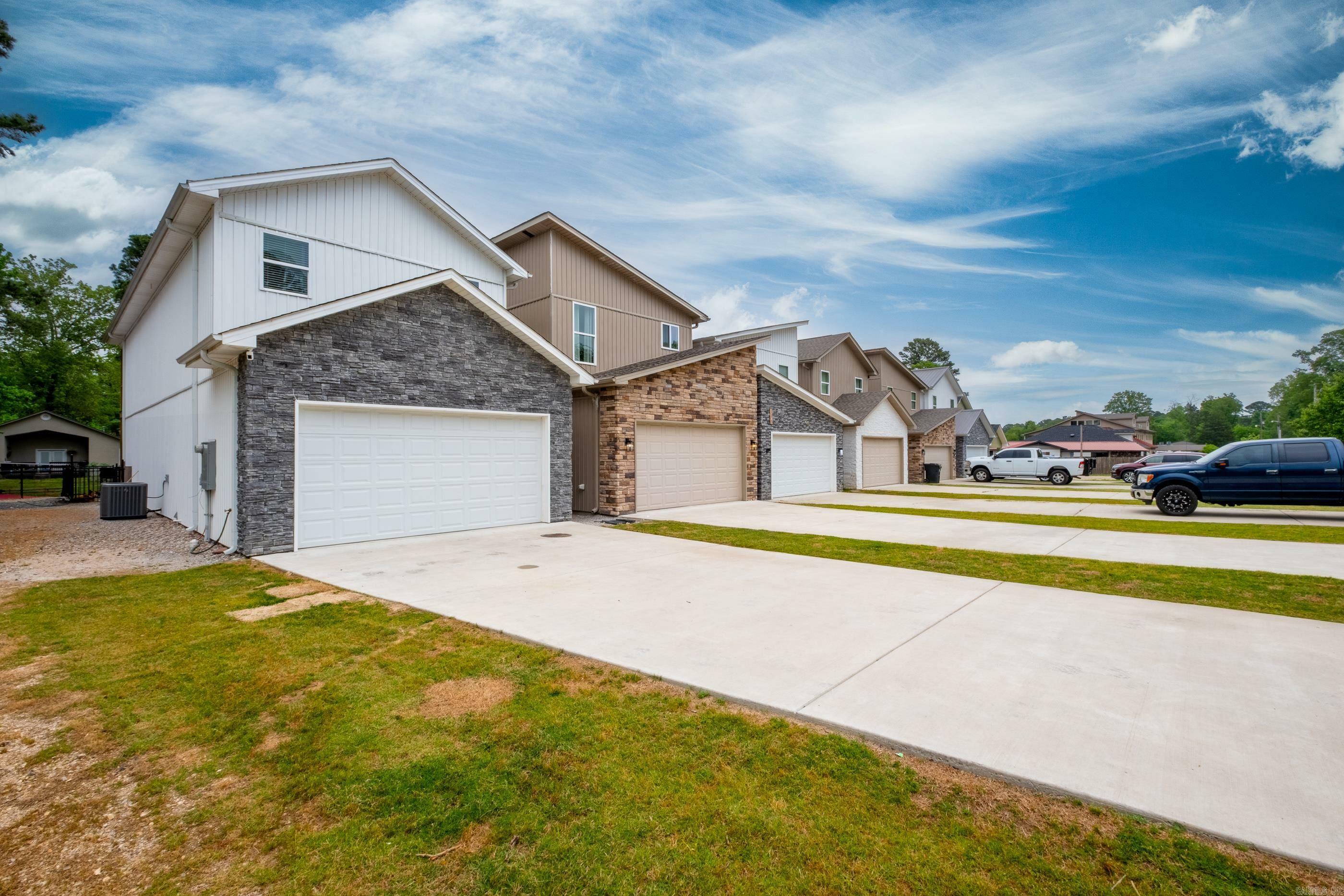 Property Photo: 215 Long Beach Drive AR 71913