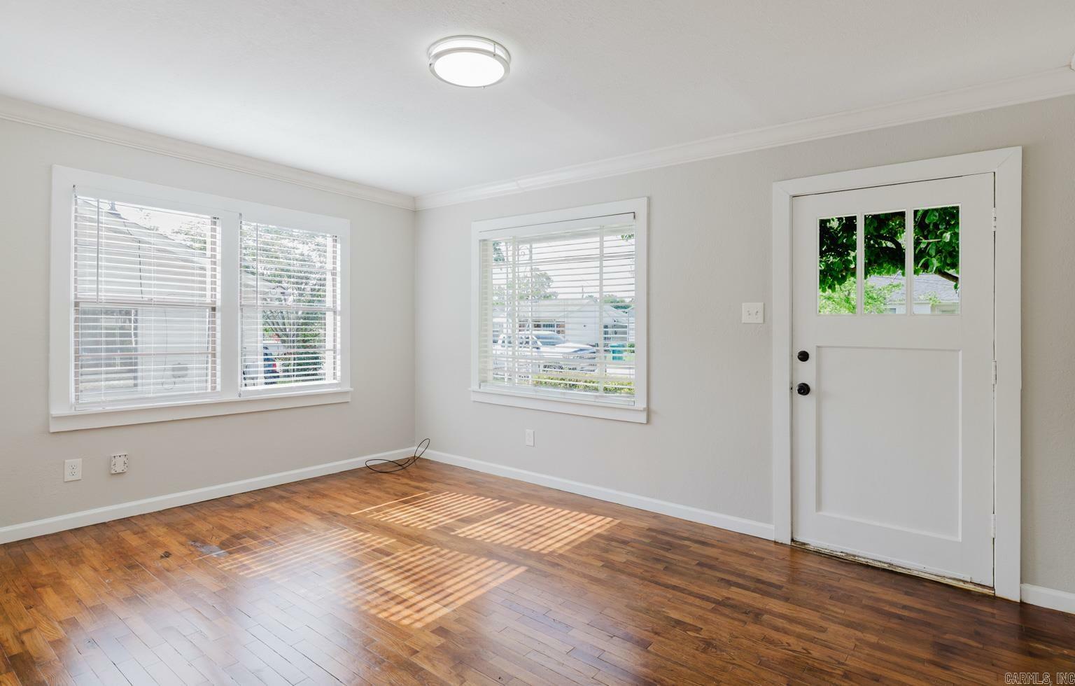 Property Photo: 1210 Thelma St AR 72015