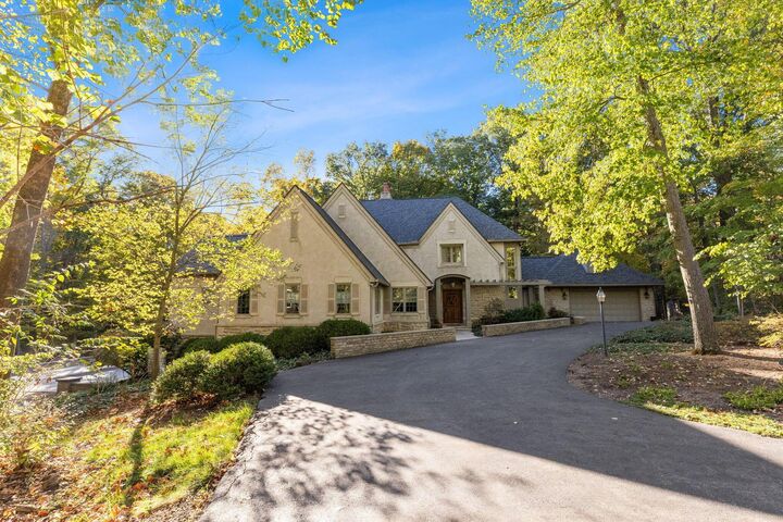 Property Photo:  660 Woods Hollow Lane  OH 43065 