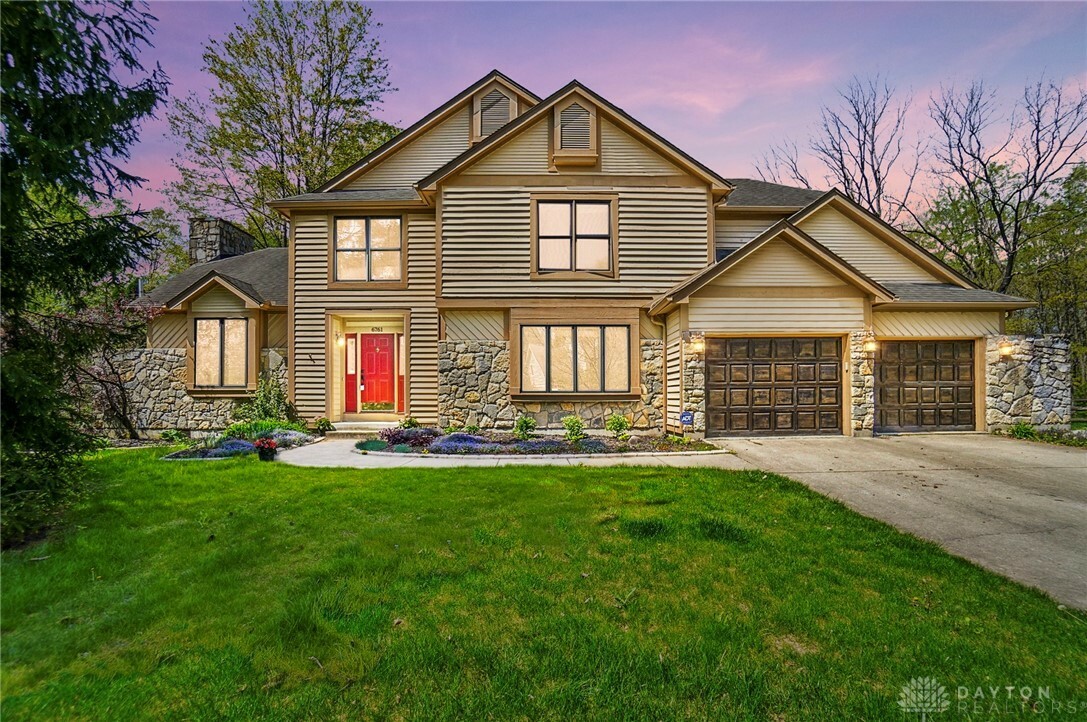 Property Photo: 6761 Penridge Drive OH 45459