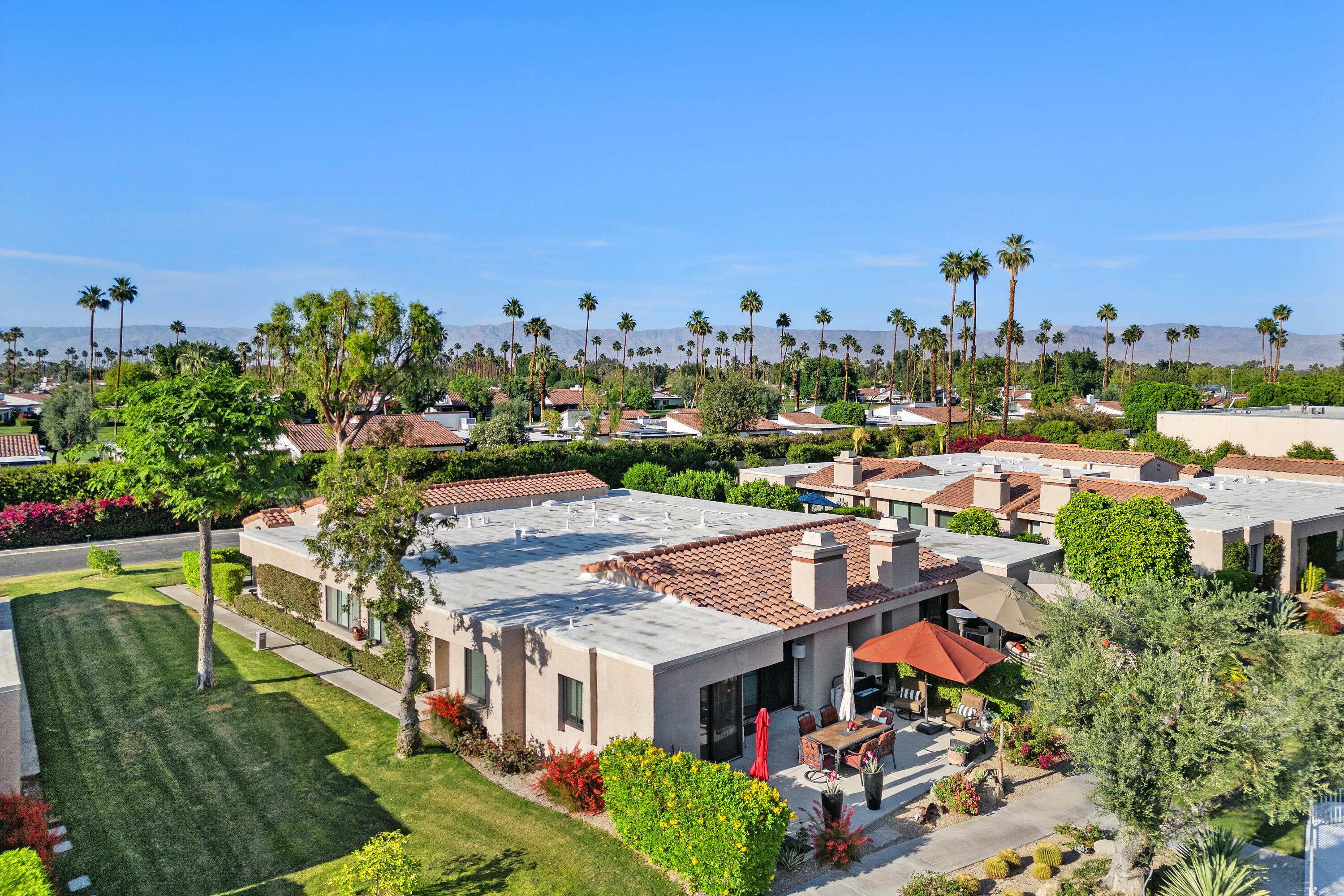 Property Photo: 72806 Fleetwood Circle CA 92260