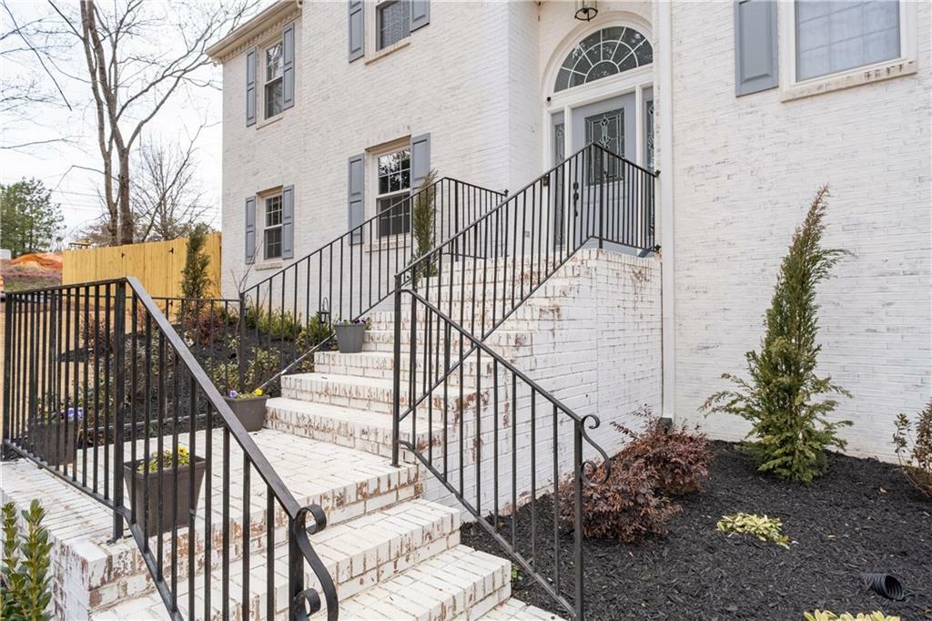 Property Photo: 101 Saddlehorn Court GA 30188