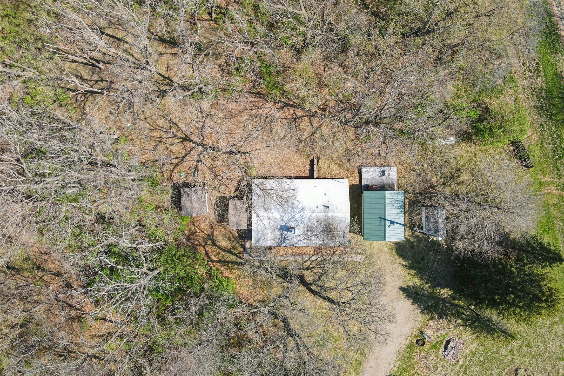 Property Photo: 2295 Dakota Drive IA 50219