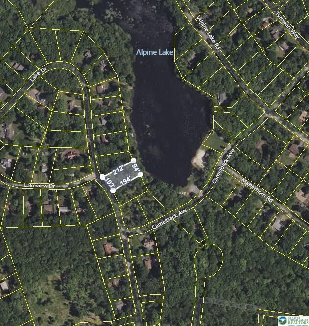 Property Photo: 2747 Lake Drive PA 18332