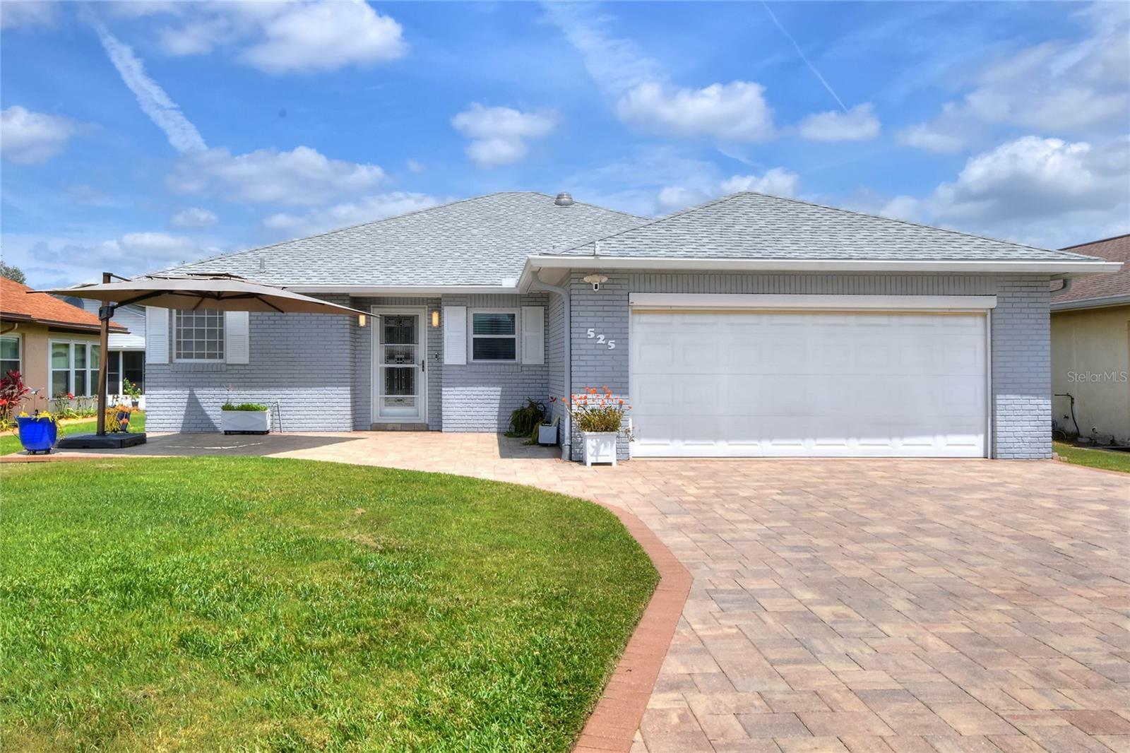 Property Photo: 525 Eagle Run FL 33809