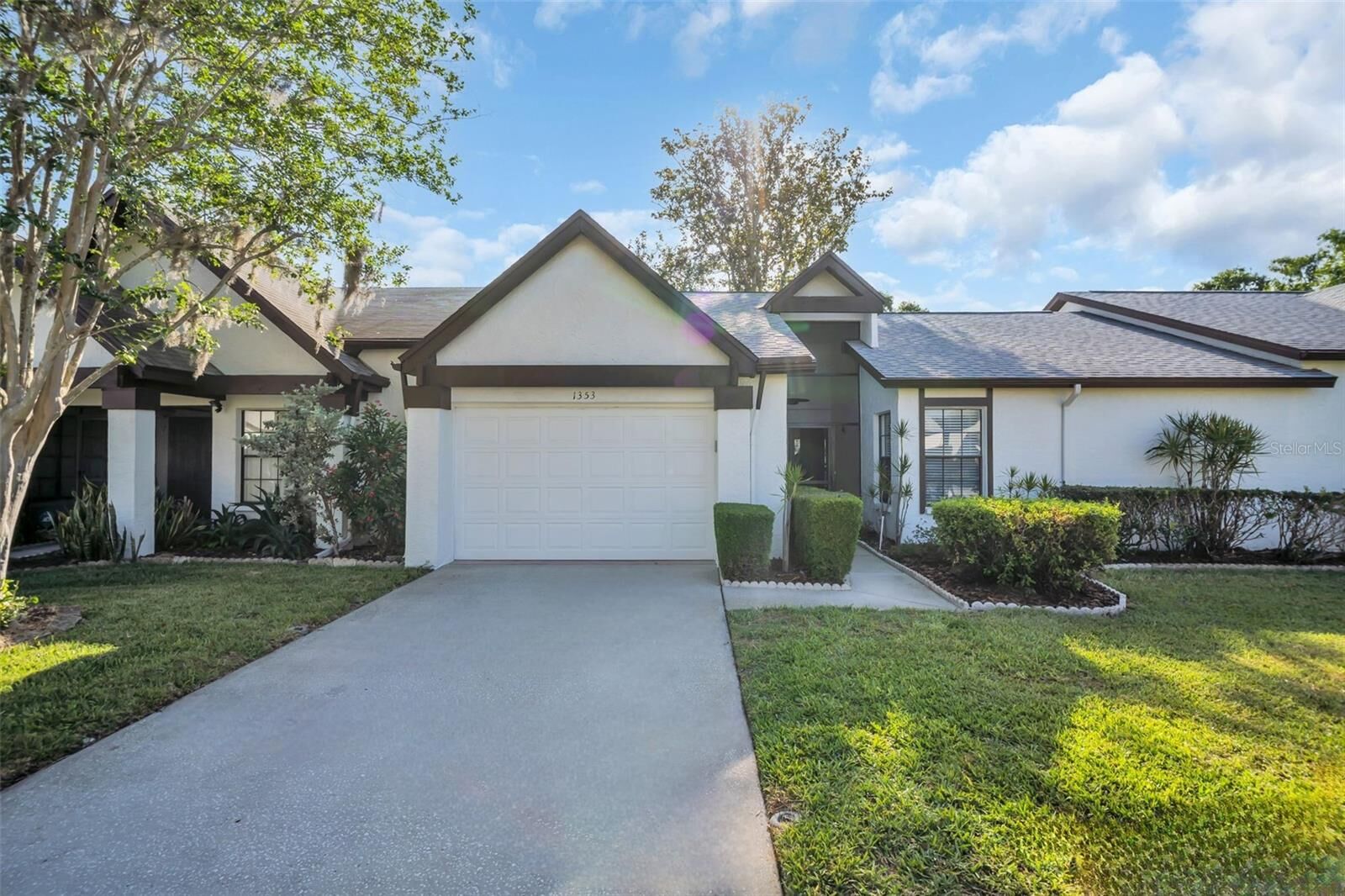 Property Photo: 1353 Camelot Court FL 34684