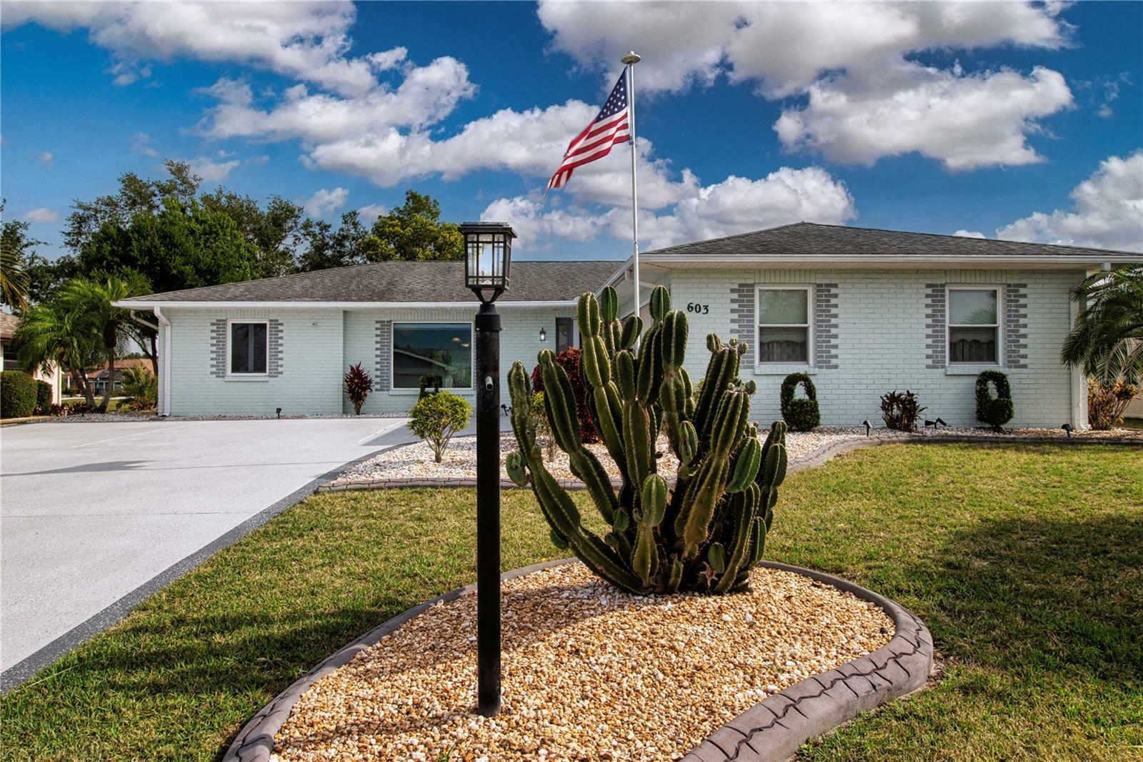 603 Fort Duquesna Drive  Sun City Center FL 33573 photo