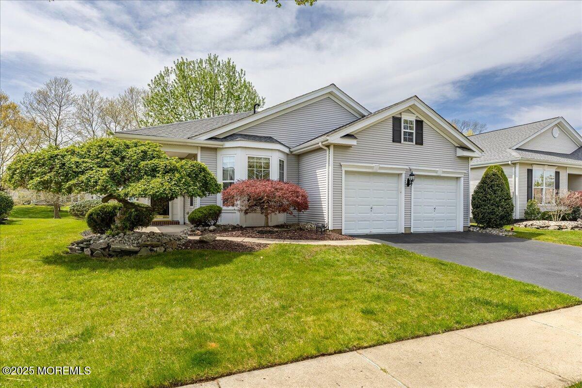 20 Powderhorn Way  Allentown NJ 08501 photo