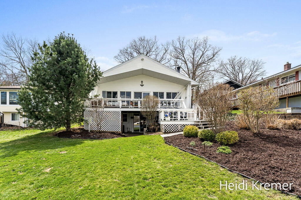 Property Photo:  16933 Royal Lane  MI 49456 