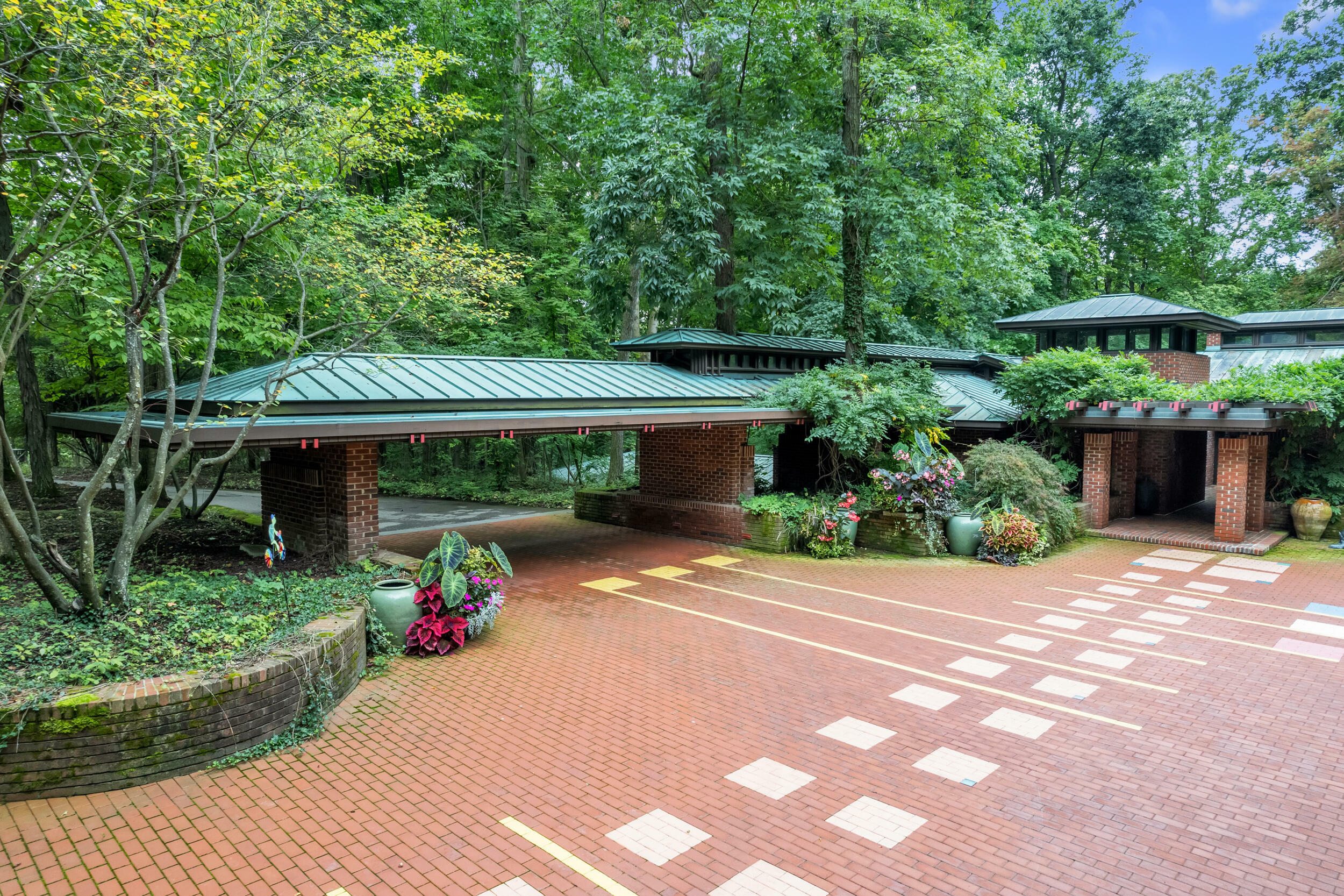 5140 Turtle Point Drive  Ann Arbor MI 48105 photo