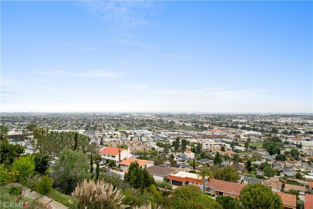 Property Photo: 4101 Paseo De Las Tortugas CA 90505