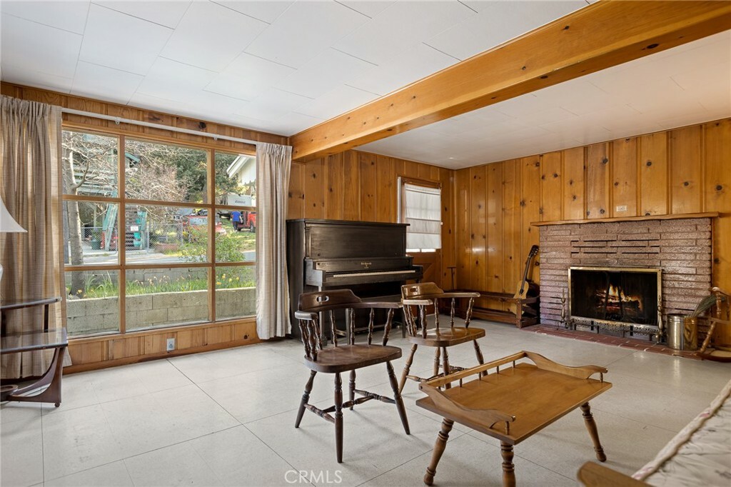 Property Photo: 23053 Pine Lane CA 92325