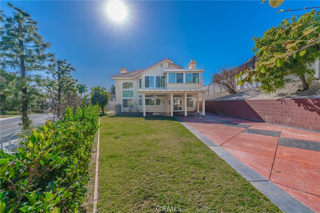 Property Photo:  429 Somerset Cir.  CA 92879 
