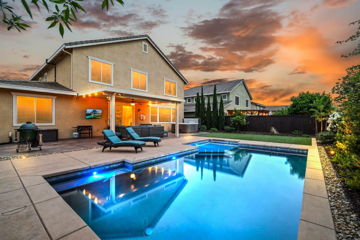 Property Photo:  902 Anvil Circle  CA 95765 