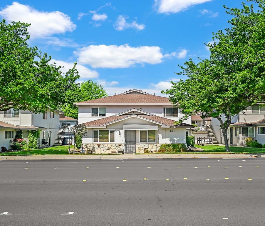 303 Harding Boulevard 2  Roseville CA 95678 photo