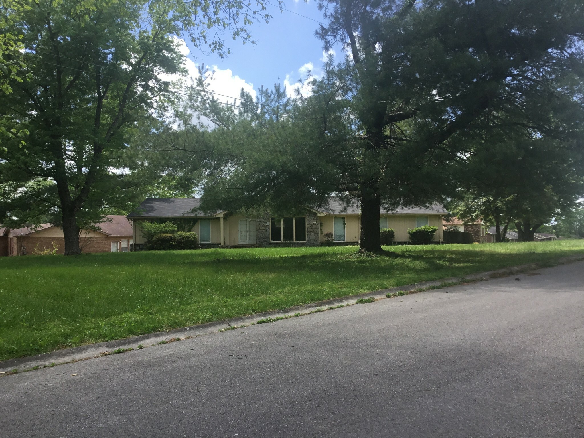 Property Photo: 1401 Bellavista Blvd TN 37207