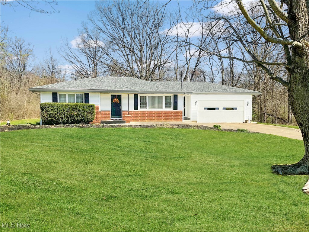 1101 Johnson Plank Road NE  Warren OH 44481 photo