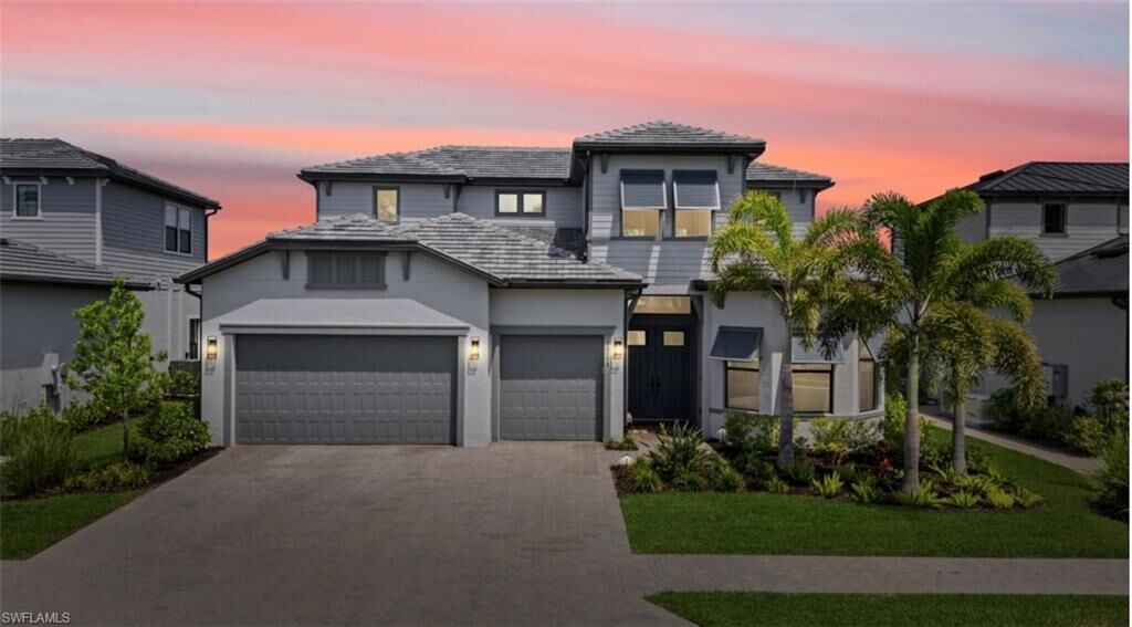 Property Photo: 16198 Verilyn Cir FL 34110