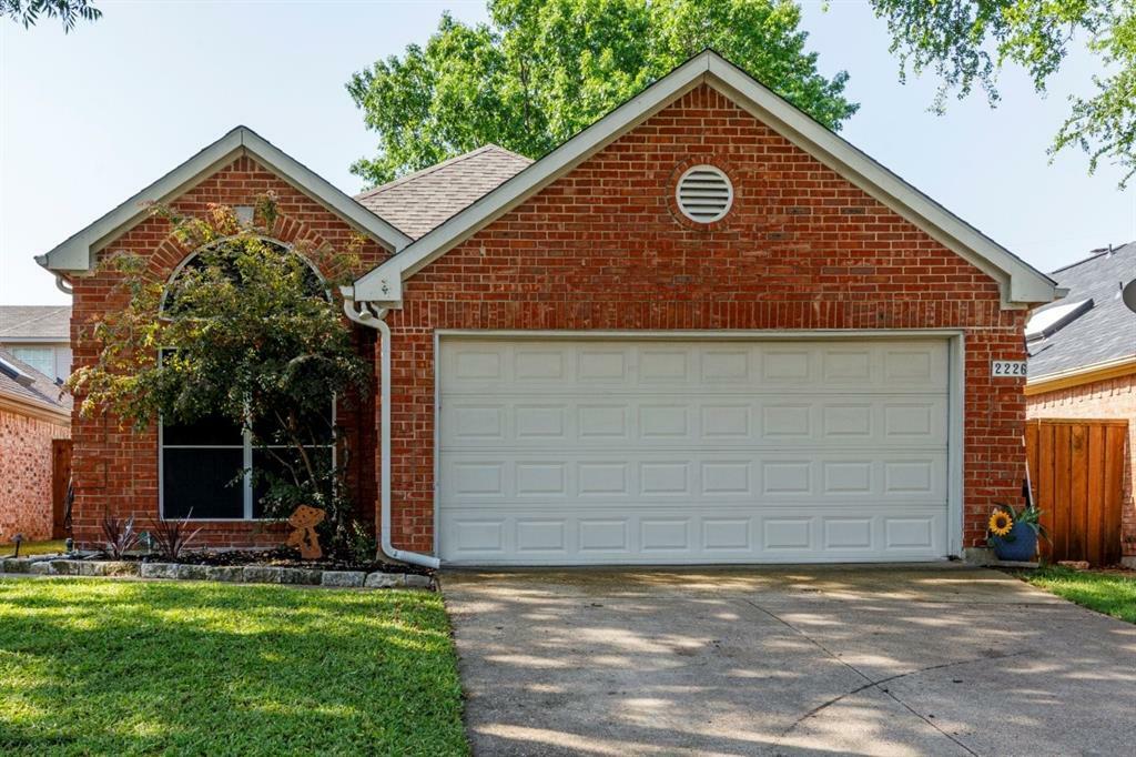 Property Photo: 2226 Jasmine Lane TX 75044