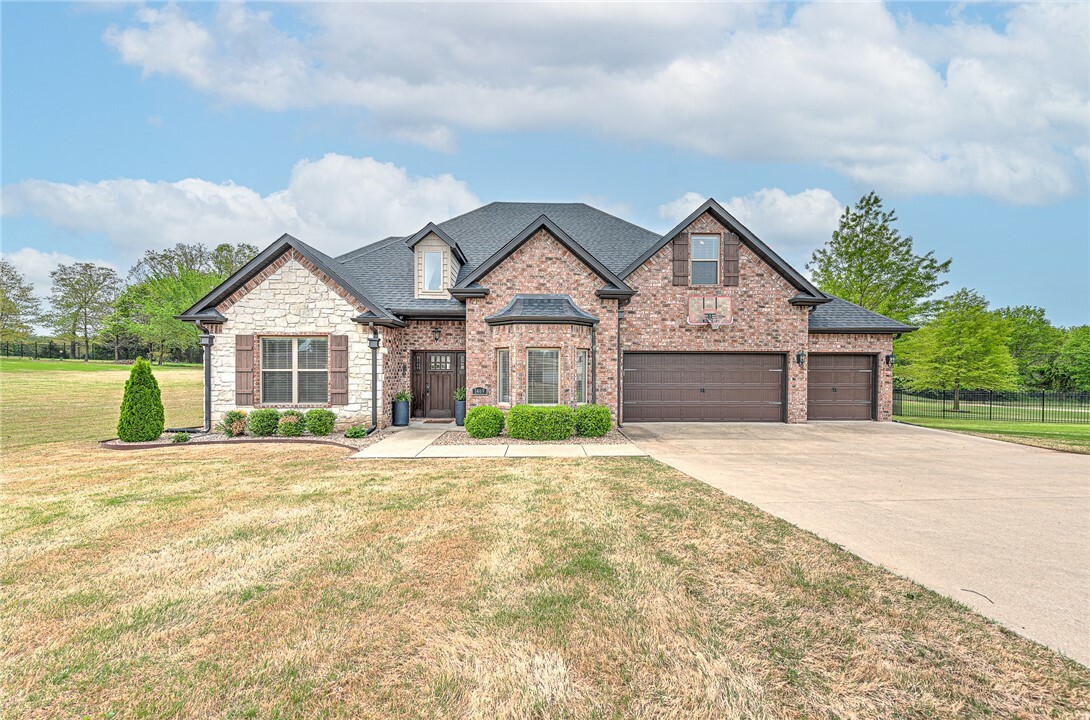 Property Photo: 1469 Asbury Avenue AR 72762