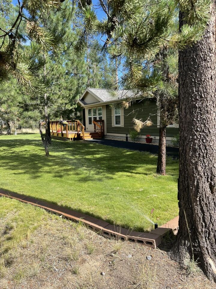 Property Photo: 52648 Ammon Road OR 97739