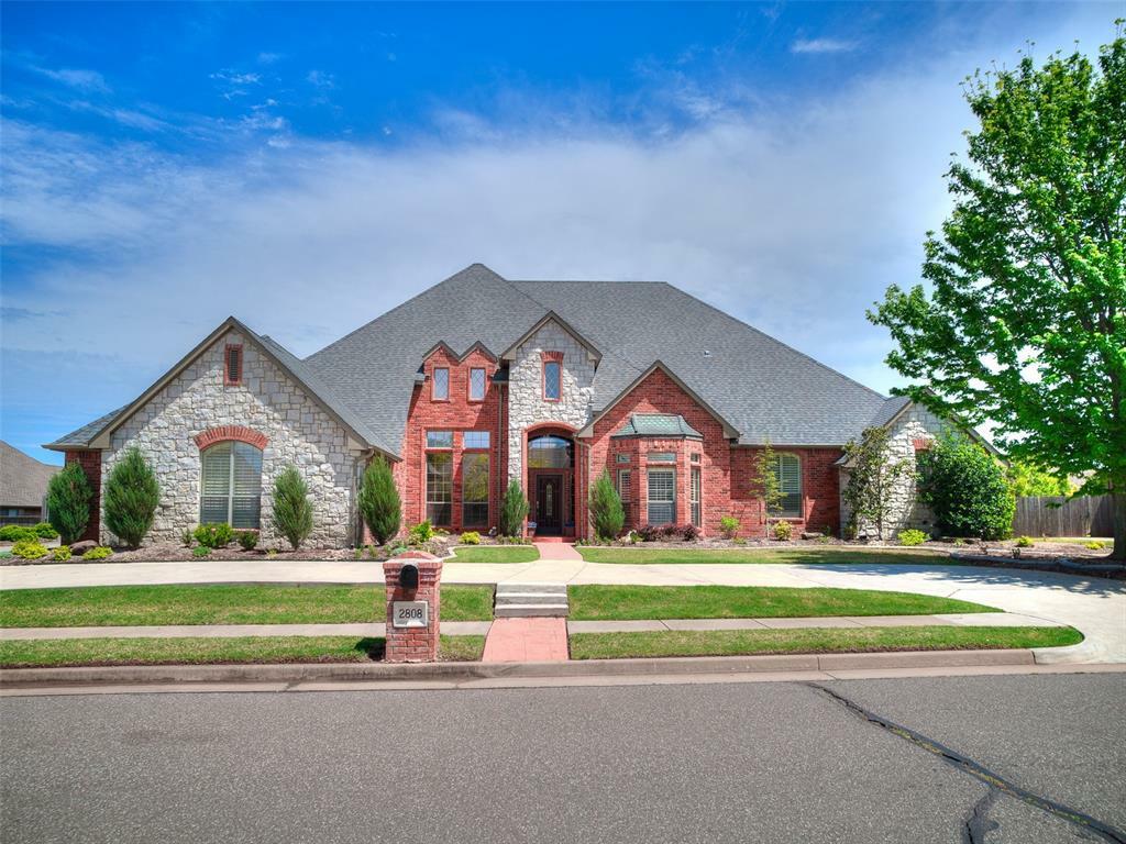 Property Photo: 2808 Warwick Place OK 73013