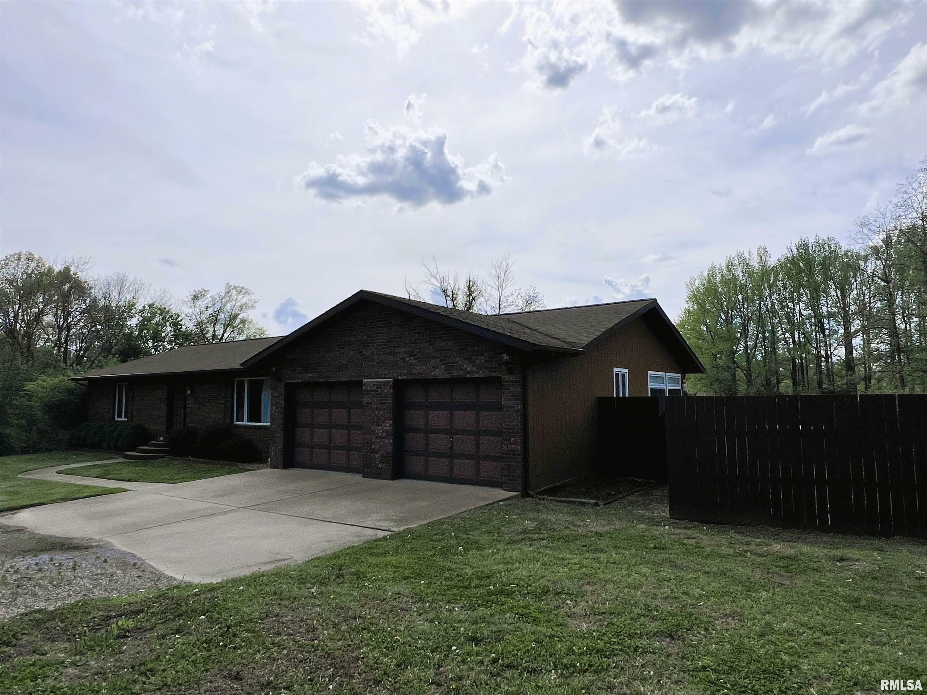 Property Photo: 21 Cedar Crest Lane IL 62958