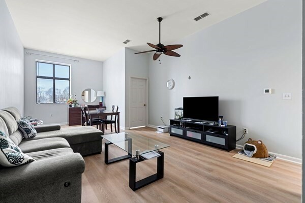 Property Photo: 90 Sea St 219 MA 02191