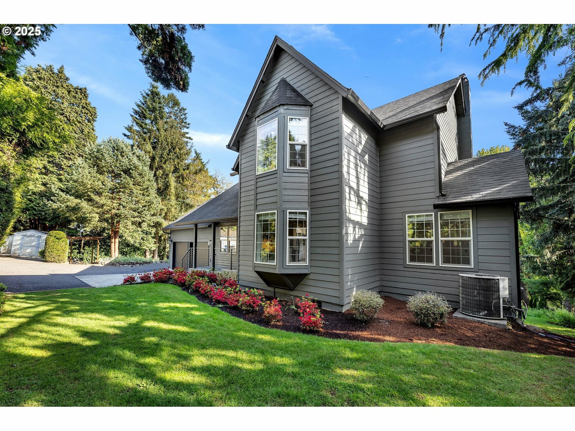 Property Photo: 4412 SE 166th Pl WA 98683