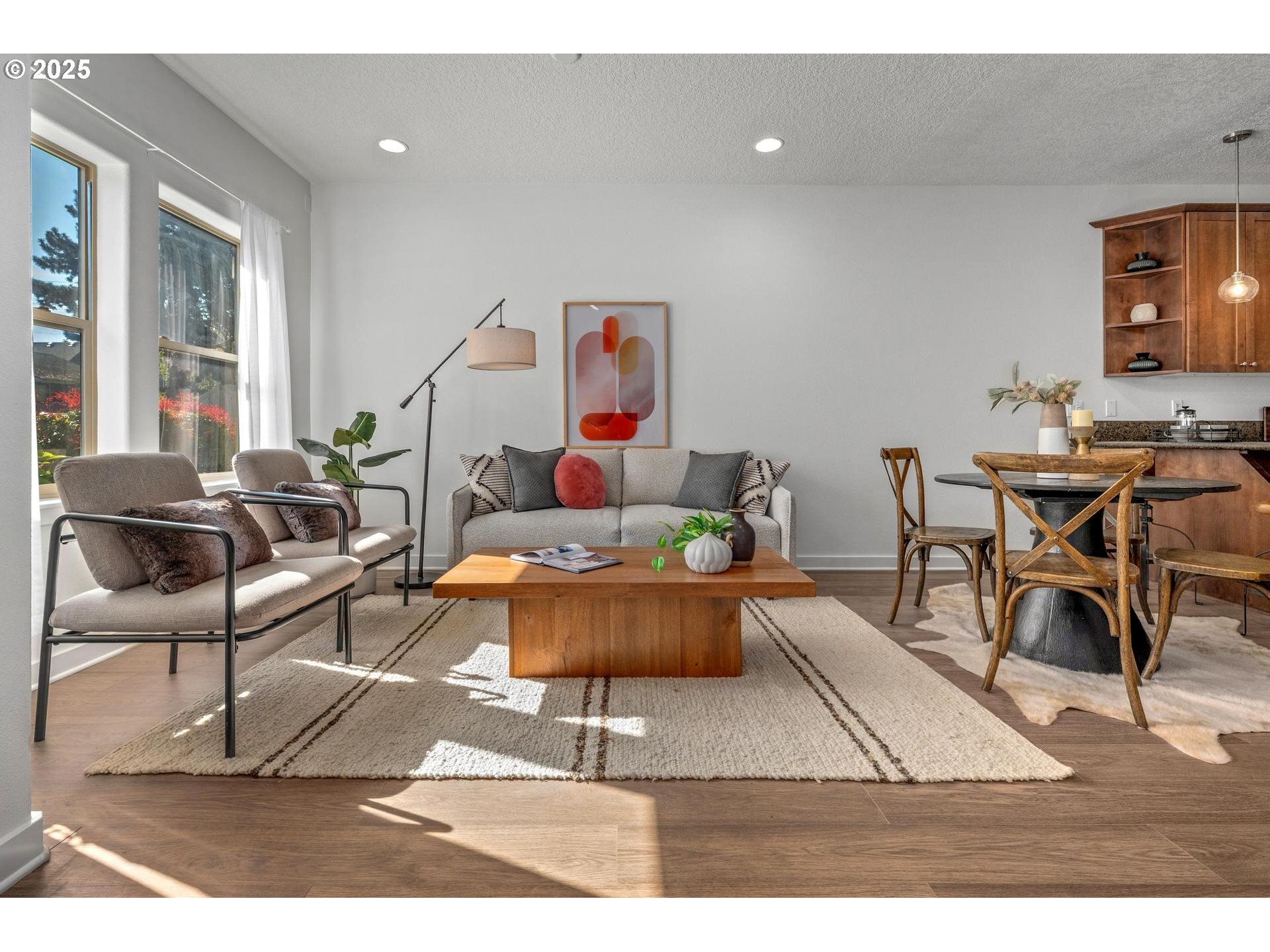 Property Photo: 4409 NE Killingsworth St 103 OR 97218