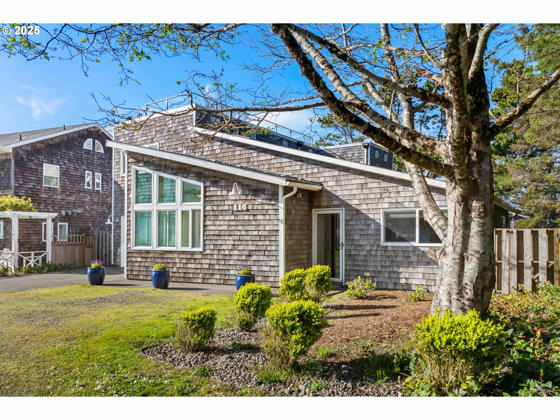 Property Photo: 116 W Watts Way OR 97110
