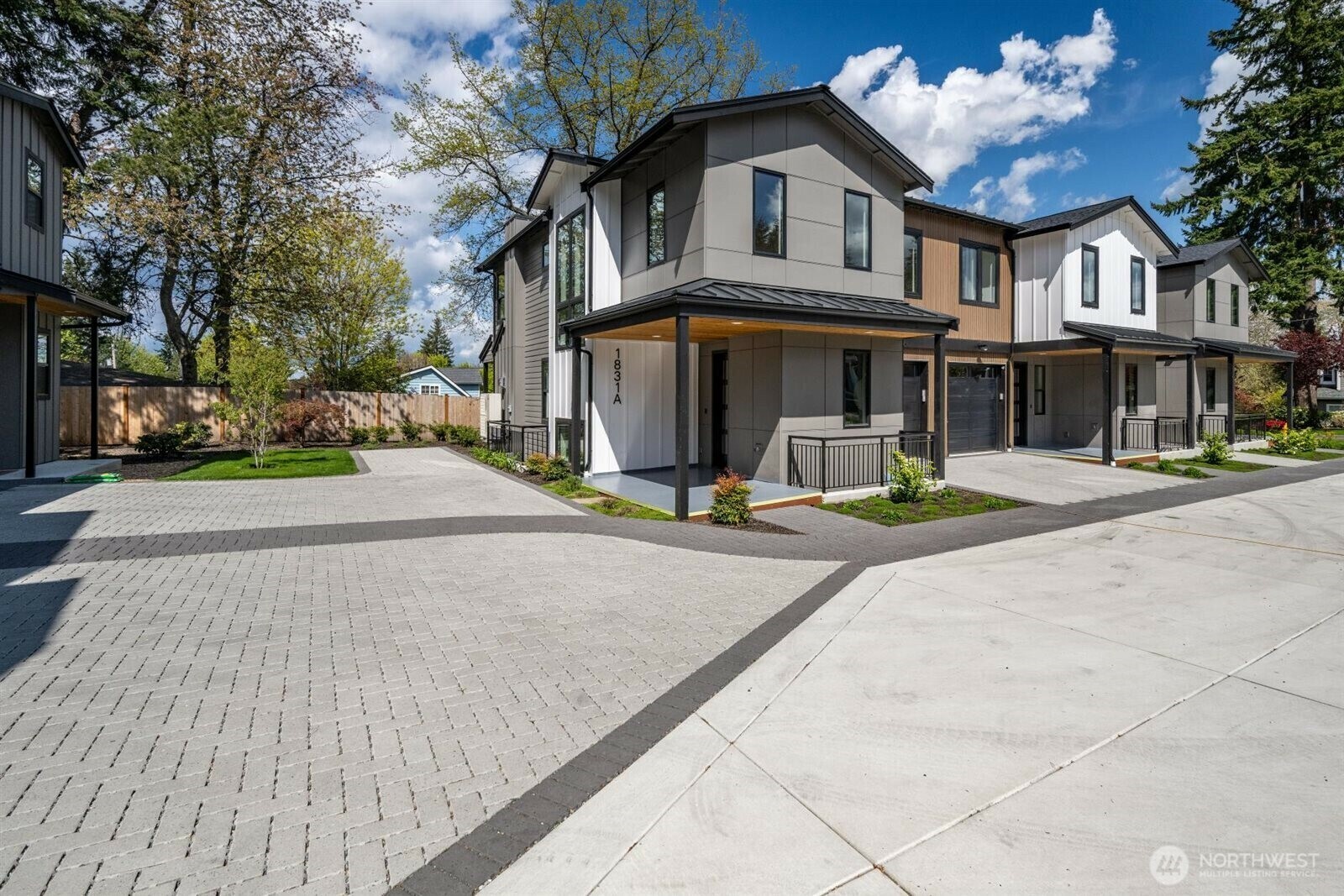Property Photo: 1831 4th Street A WA 98033