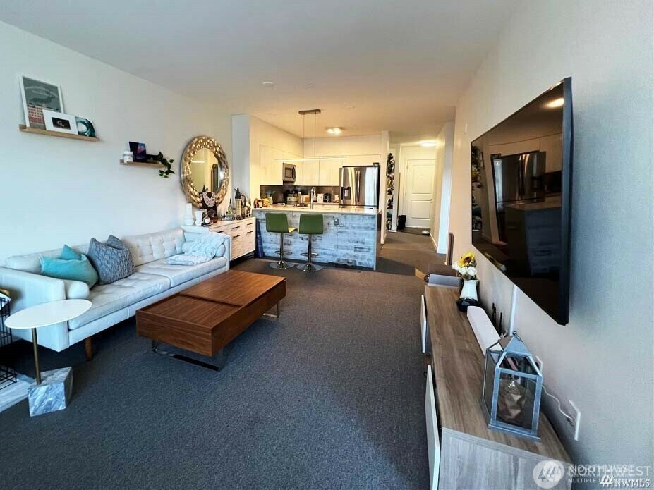 Property Photo: 5440 Leary Avenue NW 503 WA 98107