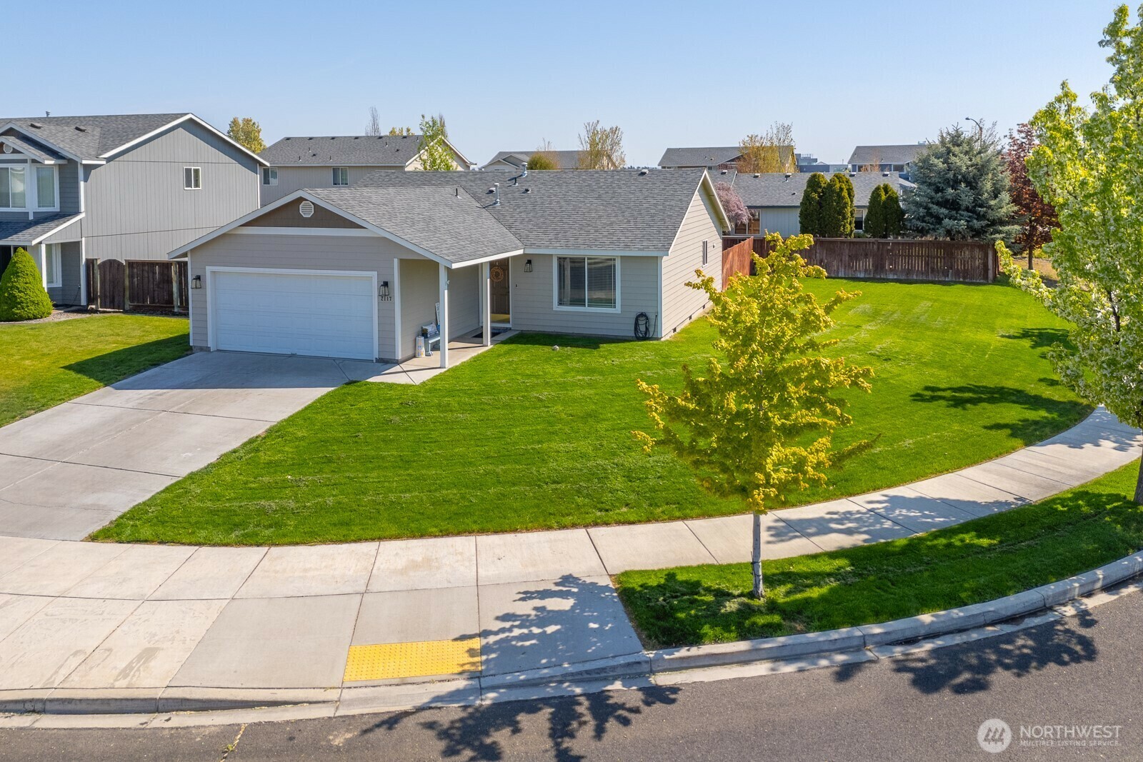 2117 S Dilley Avenue  Moses Lake WA 98837 photo
