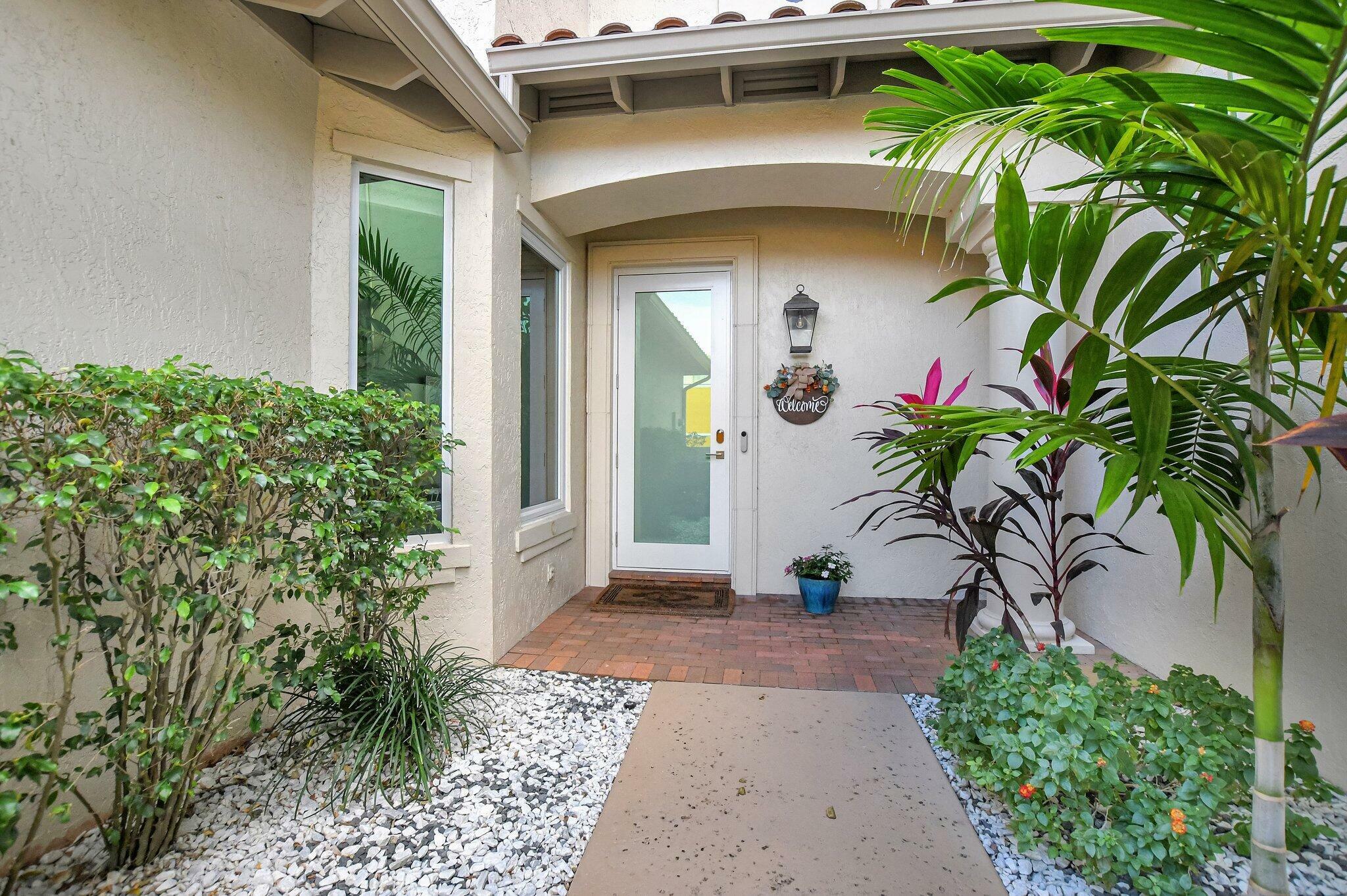 Property Photo: 2530 NW 52nd Street FL 33496