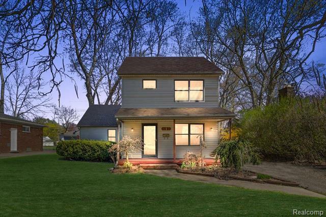 Property Photo: 617 Devillen Avenue MI 48073